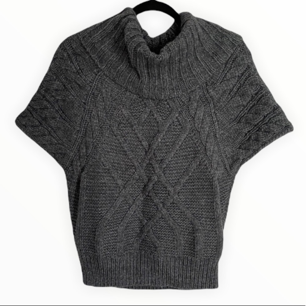 LOFT GREY TURTLENECK SWEATER VEST SZ MP